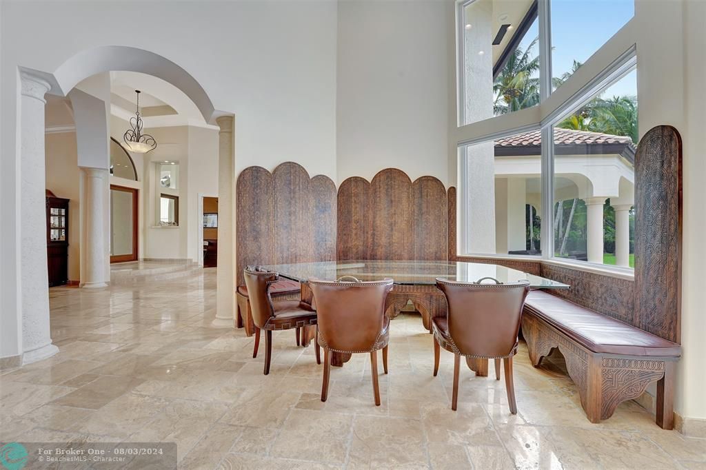 For Sale: $6,999,900 (7 beds, 9 baths, 7582 Square Feet)