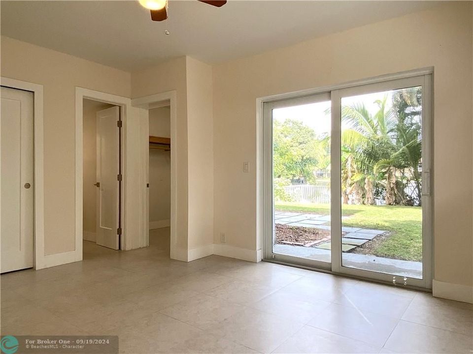 For Sale: $3,000 (3 beds, 2 baths, 2357 Square Feet)