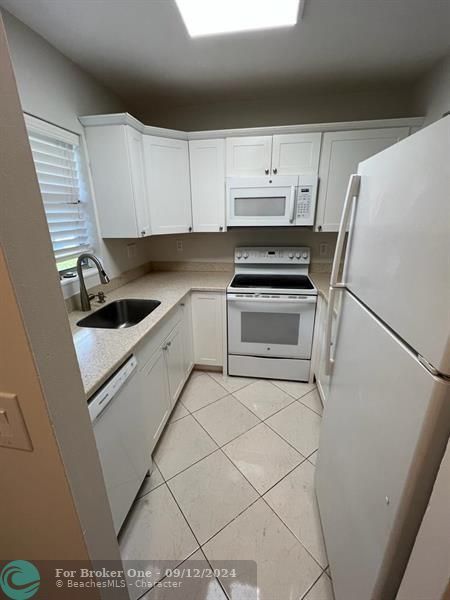 Recently Rented: $1,500 (1 beds, 1 baths, 650 Square Feet)