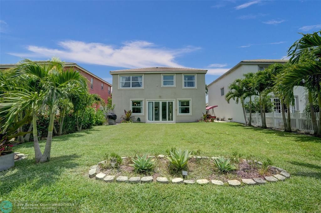 Active With Contract: $560,000 (4 beds, 2 baths, 2003 Square Feet)