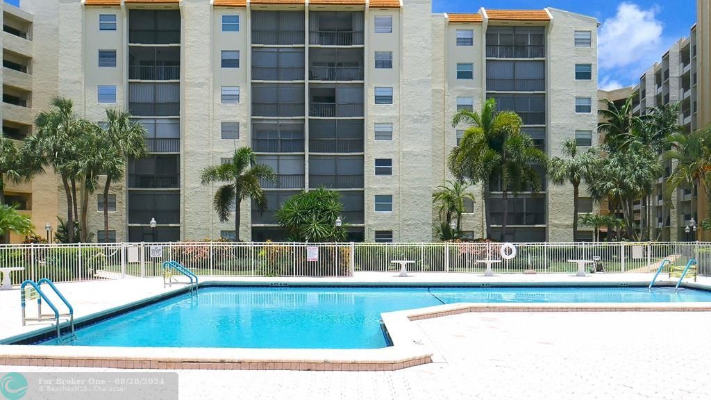 En Venta: $179,999 (2 camas, 2 baños, 1260 Pies cuadrados)