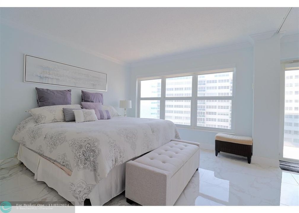 For Sale: $890,000 (2 beds, 2 baths, 1435 Square Feet)