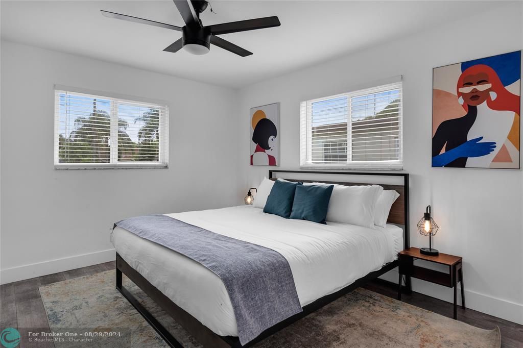 Active With Contract: $4,500 (5 beds, 2 baths, 1818 Square Feet)