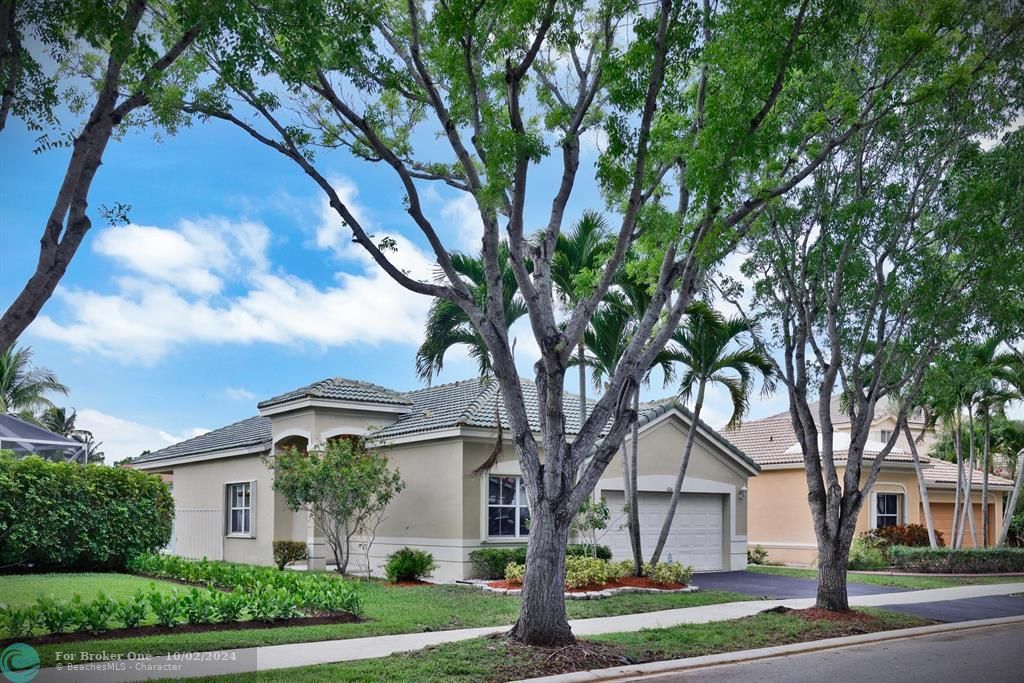 Active With Contract: $759,000 (3 beds, 2 baths, 1591 Square Feet)