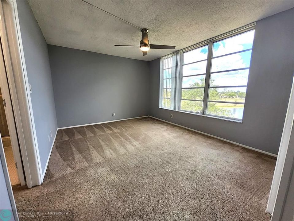 For Rent: $2,150 (2 beds, 2 baths, 1100 Square Feet)