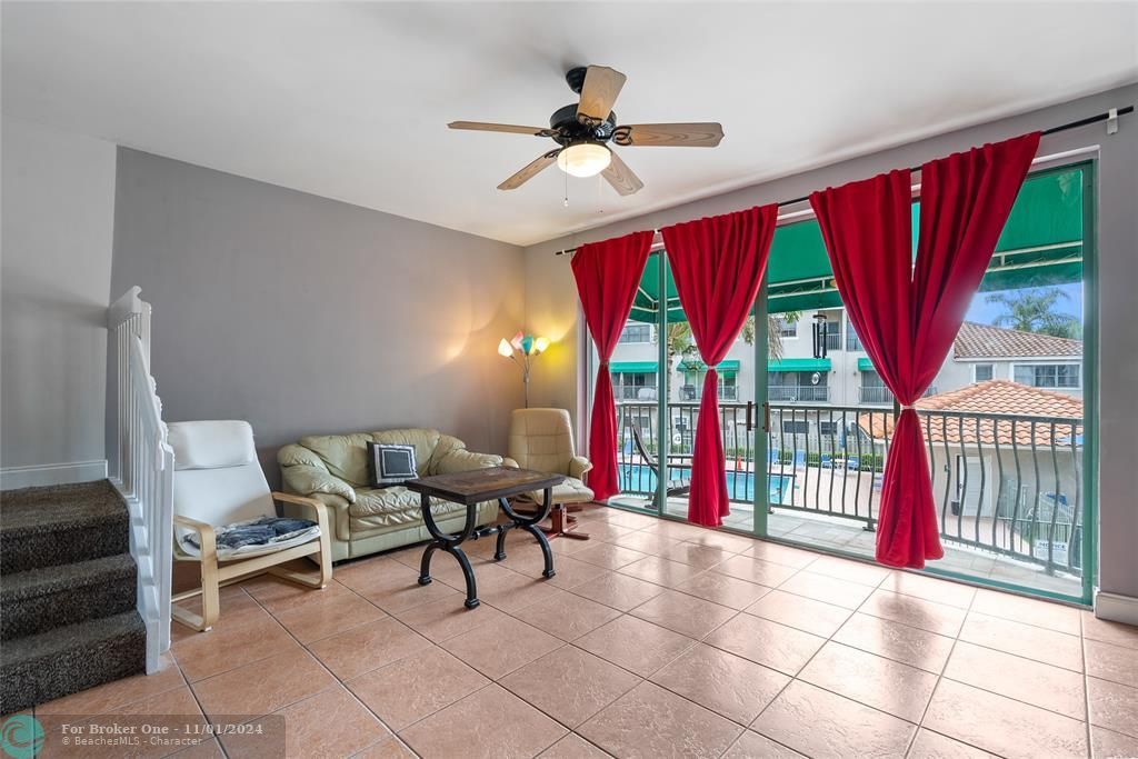 Active With Contract: $450,000 (4 beds, 2 baths, 1812 Square Feet)