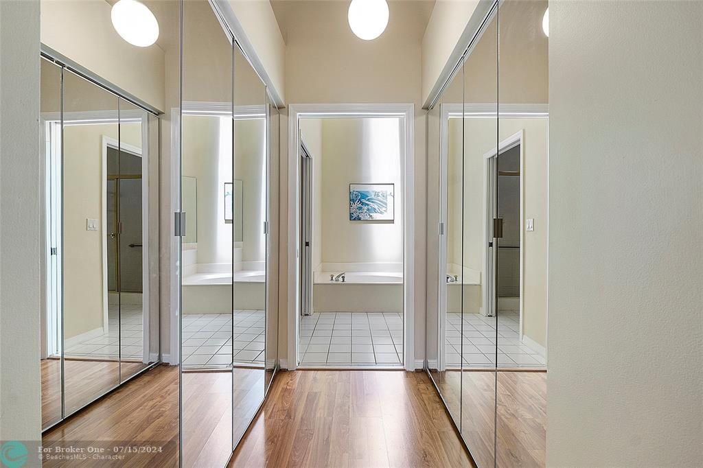 待售: $375,000 (2 贝兹, 2 浴室, 1550 平方英尺)