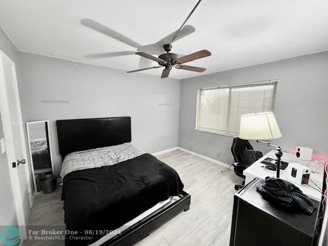 For Sale: $204,999 (2 beds, 2 baths, 1350 Square Feet)