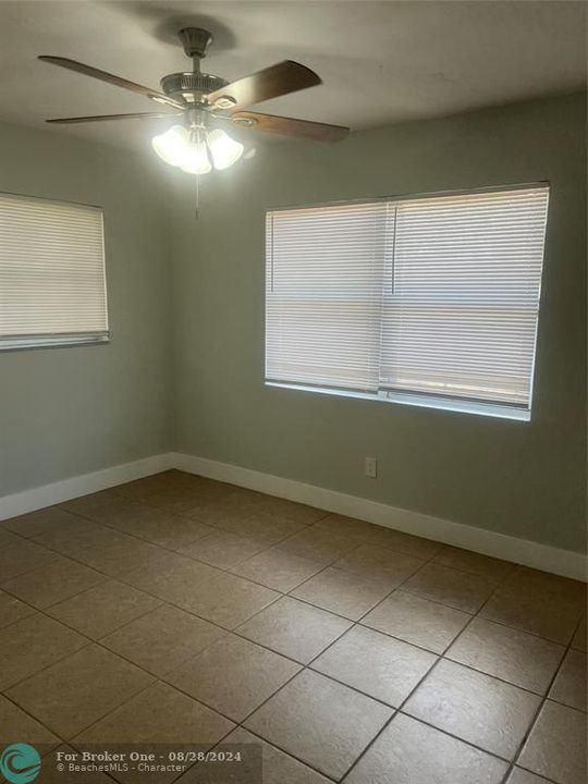 For Rent: $3,200 (3 beds, 2 baths, 1226 Square Feet)