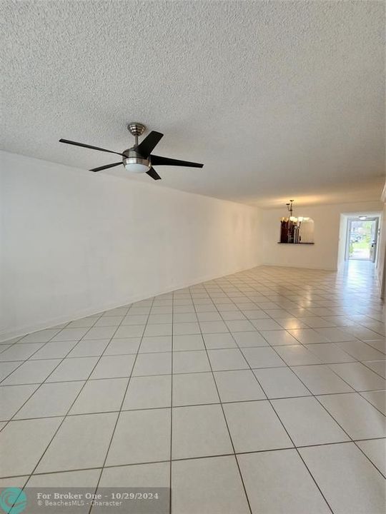 Active With Contract: $1,800 (2 beds, 2 baths, 1244 Square Feet)