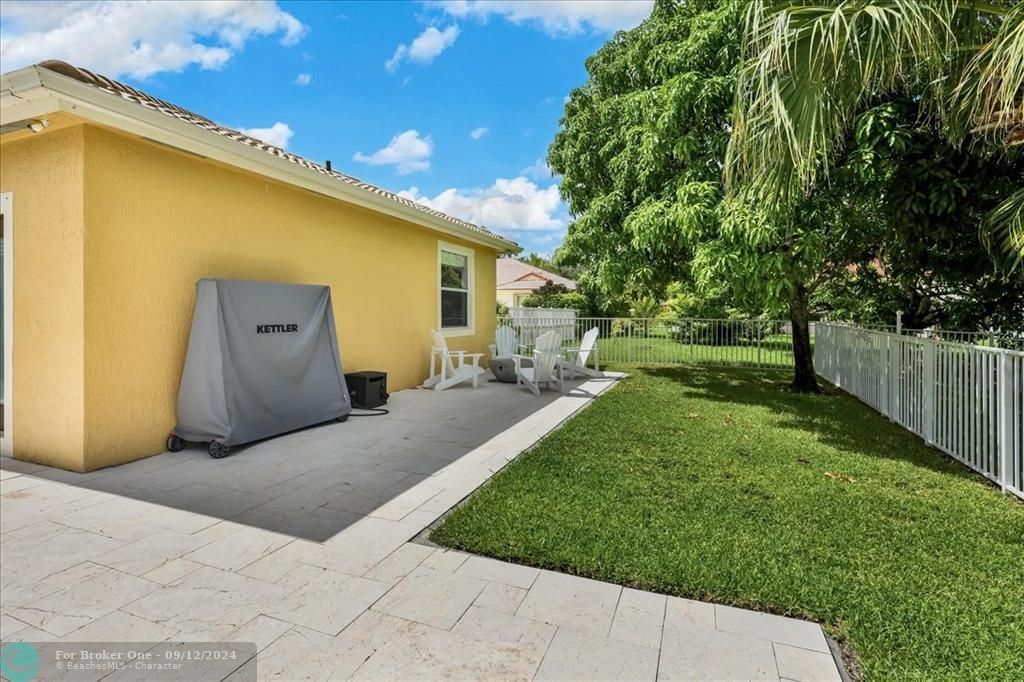 Active With Contract: $5,600 (4 beds, 3 baths, 4298 Square Feet)