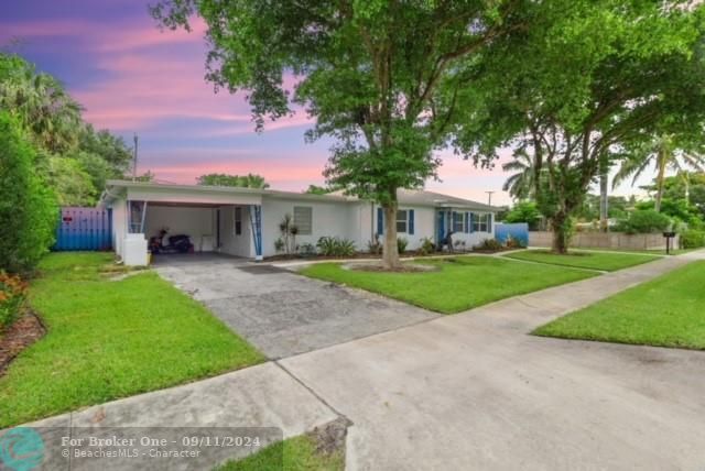 For Sale: $1,200,000 (4 beds, 3 baths, 3142 Square Feet)