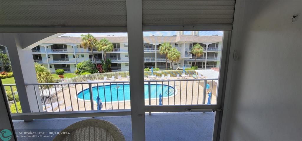 Active With Contract: $169,900 (1 beds, 1 baths, 620 Square Feet)