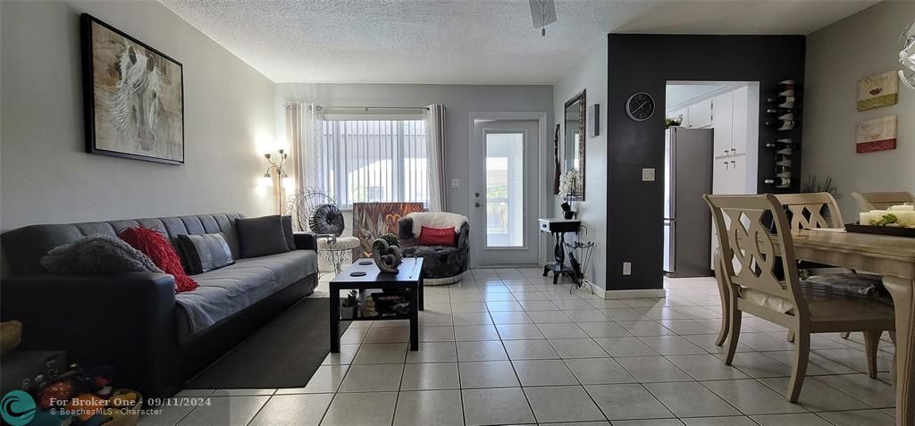 Active With Contract: $169,900 (1 beds, 1 baths, 620 Square Feet)