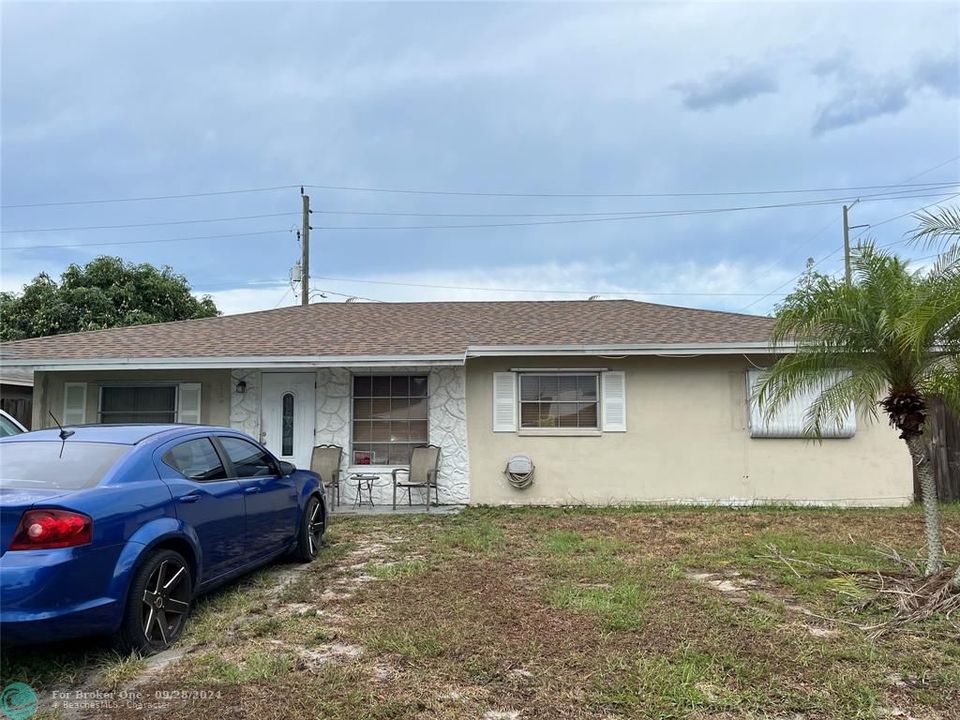 Active With Contract: $350,000 (3 beds, 2 baths, 1175 Square Feet)