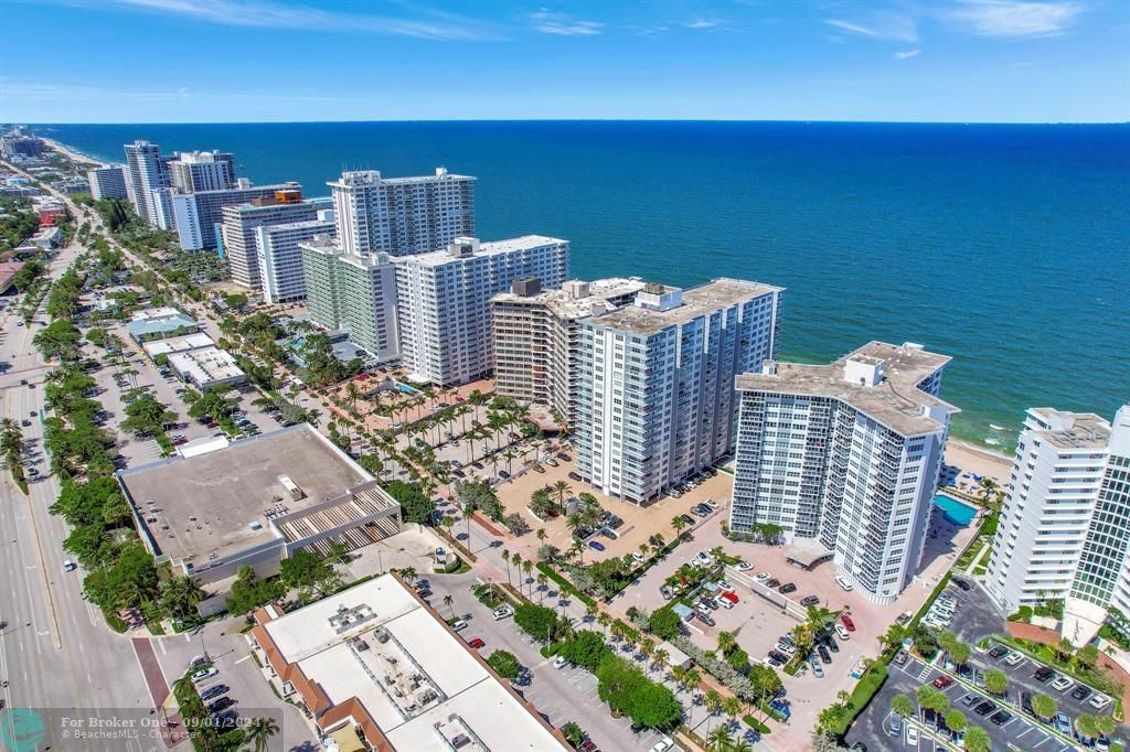 For Sale: $1,079,000 (3 beds, 2 baths, 2323 Square Feet)