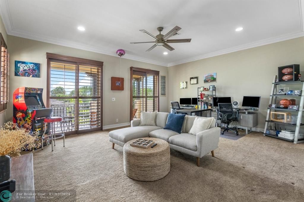 Active With Contract: $7,500 (5 beds, 3 baths, 3836 Square Feet)