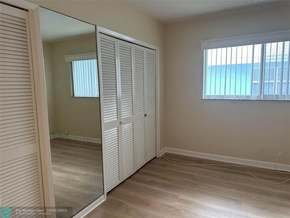 For Rent: $2,500 (2 beds, 2 baths, 959 Square Feet)