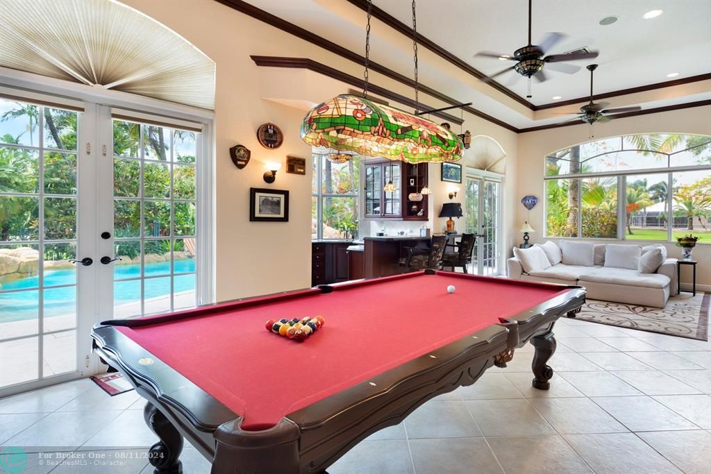 For Sale: $1,995,000 (4 beds, 4 baths, 4459 Square Feet)