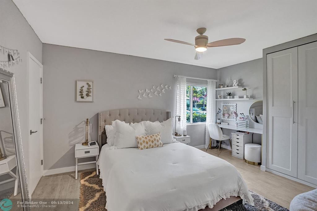 Active With Contract: $1,395,000 (3 beds, 3 baths, 1954 Square Feet)