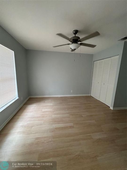 For Rent: $2,995 (4 beds, 2 baths, 1400 Square Feet)