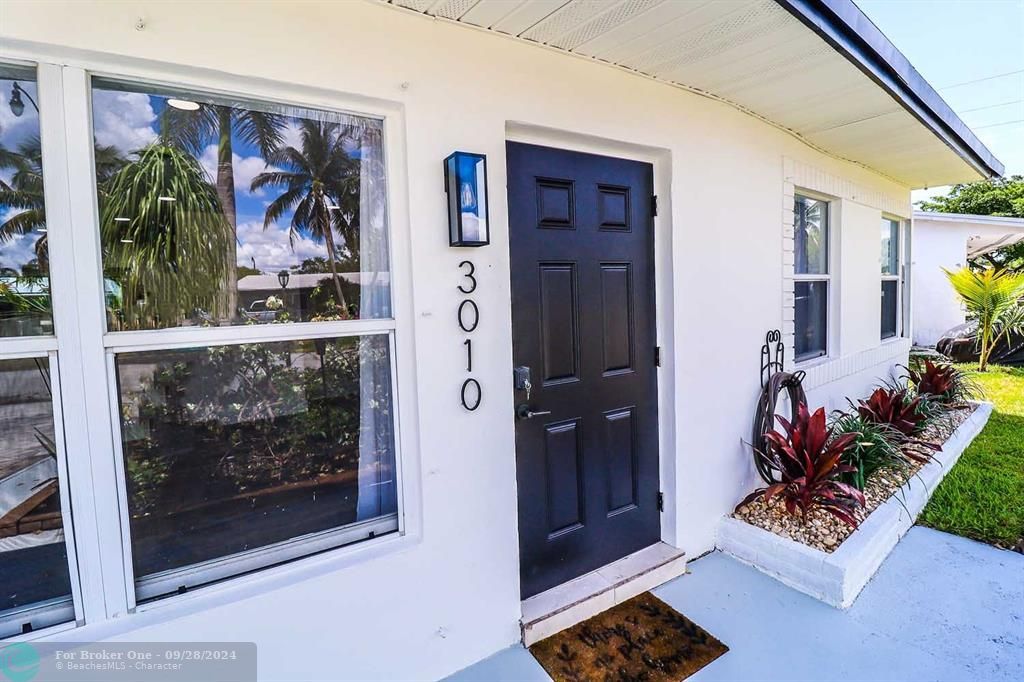 Recently Sold: $399,990 (3 beds, 1 baths, 1117 Square Feet)