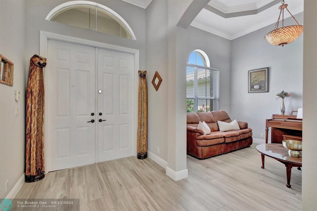 For Sale: $1,700,000 (5 beds, 4 baths, 3970 Square Feet)