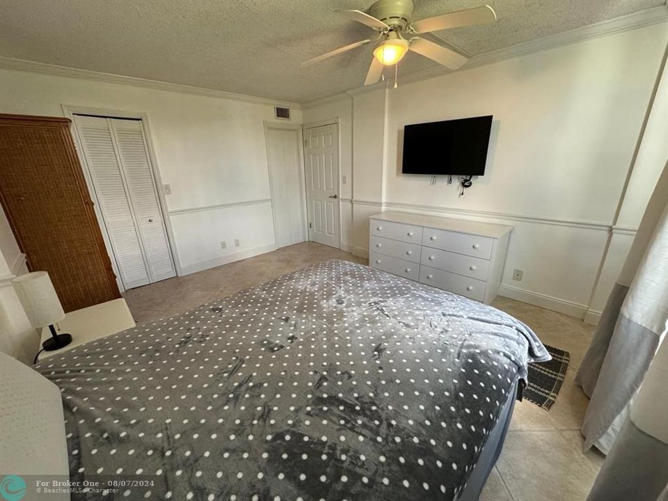 For Sale: $162,500 (1 beds, 1 baths, 750 Square Feet)