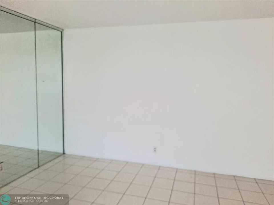 Active With Contract: $2,990 (3 beds, 2 baths, 1666 Square Feet)