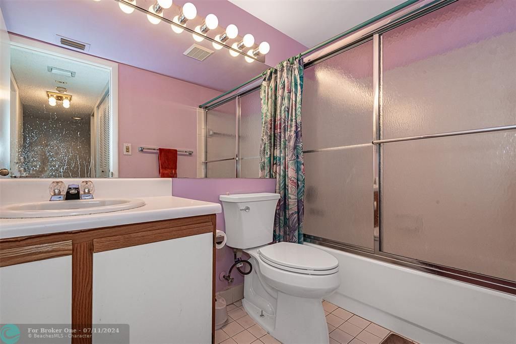 待售: $199,400 (2 贝兹, 2 浴室, 1170 平方英尺)