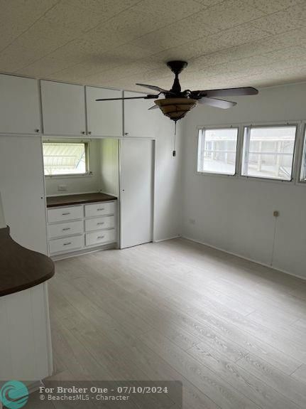 For Sale: $164,000 (2 beds, 2 baths, 1056 Square Feet)