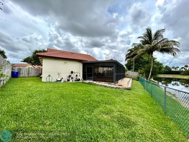 Recently Sold: $498,000 (2 beds, 2 baths, 1106 Square Feet)