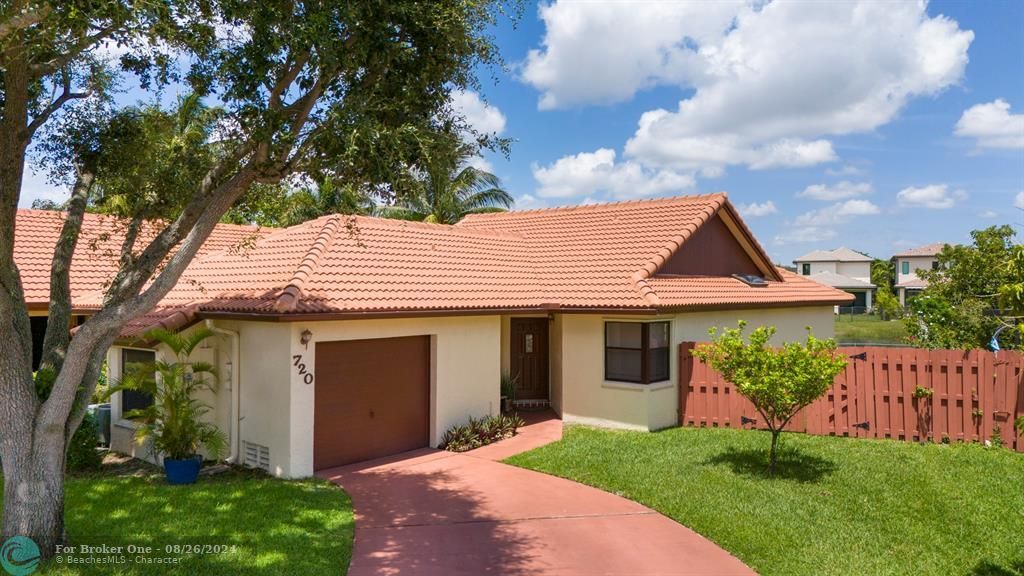 Vendido Recientemente: $498,000 (2 camas, 2 baños, 1106 Pies cuadrados)