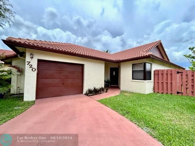 Vendido Recientemente: $498,000 (2 camas, 2 baños, 1106 Pies cuadrados)