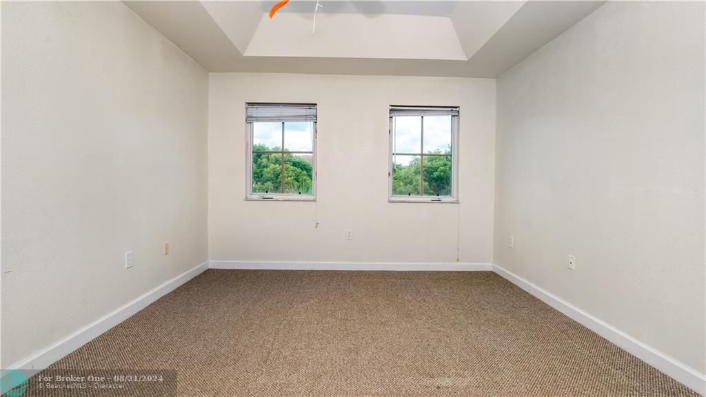 Recently Rented: $2,450 (2 beds, 2 baths, 1311 Square Feet)