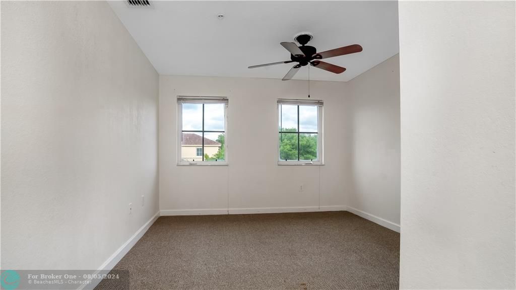 Recently Rented: $2,450 (2 beds, 2 baths, 1311 Square Feet)