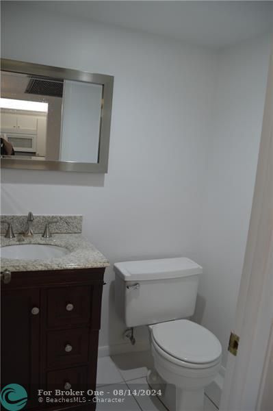 Recently Rented: $1,700 (1 beds, 1 baths, 741 Square Feet)