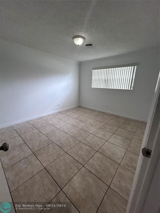 Recently Rented: $1,790 (1 beds, 1 baths, 0 Square Feet)