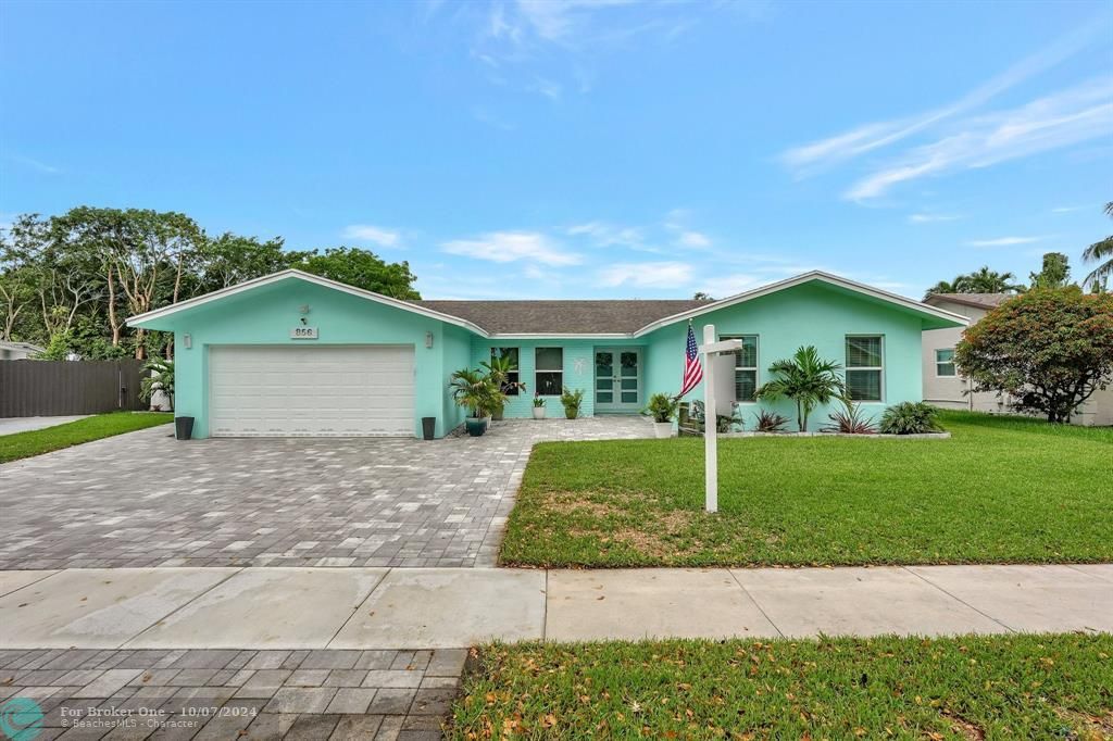 Active With Contract: $698,997 (3 beds, 2 baths, 2080 Square Feet)