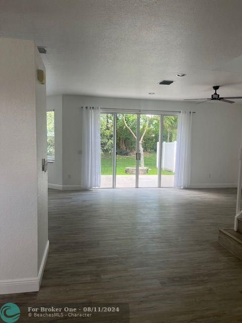 Active With Contract: $4,650 (4 beds, 2 baths, 2488 Square Feet)