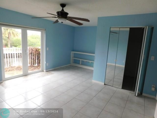 Vendido Recientemente: $549,999 (3 camas, 3 baños, 1527 Pies cuadrados)