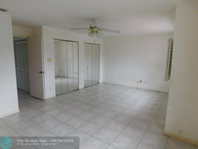 Vendido Recientemente: $549,999 (3 camas, 3 baños, 1527 Pies cuadrados)