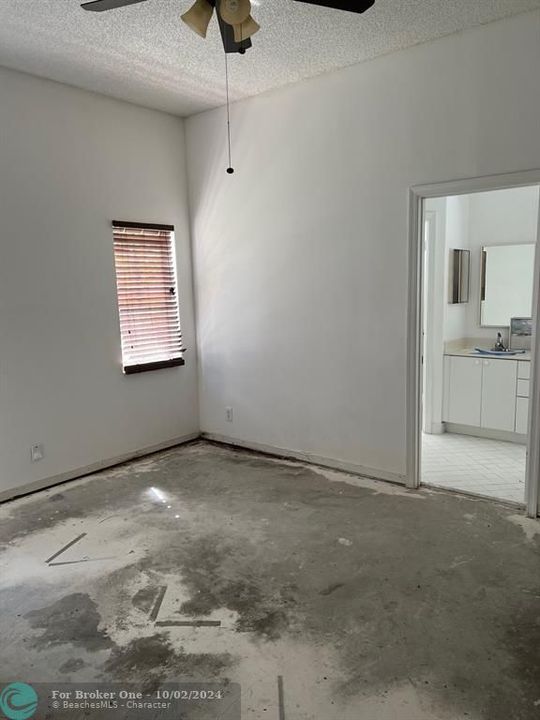 En Venta: $620,100 (3 camas, 2 baños, 1591 Pies cuadrados)