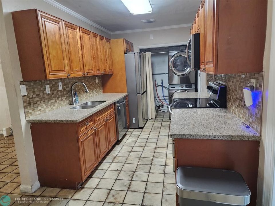 Activo con contrato: $475,000 (3 camas, 2 baños, 1248 Pies cuadrados)