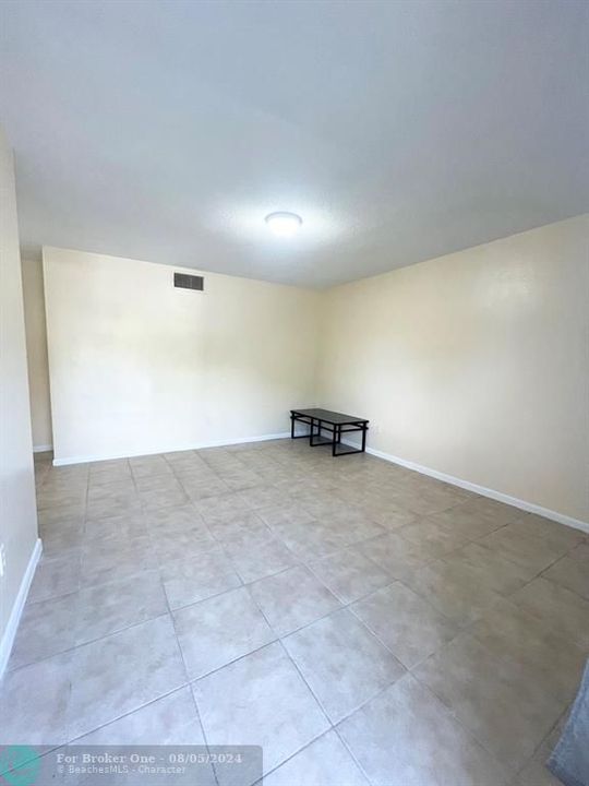 For Rent: $1,650 (1 beds, 1 baths, 0 Square Feet)