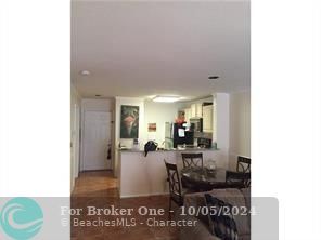 For Rent: $1,850 (1 beds, 1 baths, 672 Square Feet)