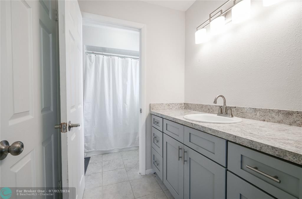 For Sale: $450,000 (4 beds, 2 baths, 2229 Square Feet)