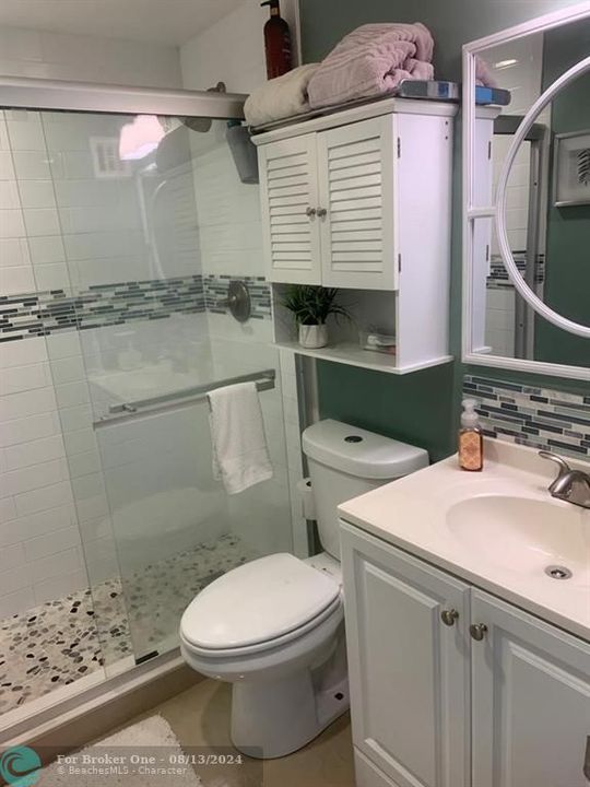 For Rent: $2,000 (1 beds, 1 baths, 650 Square Feet)