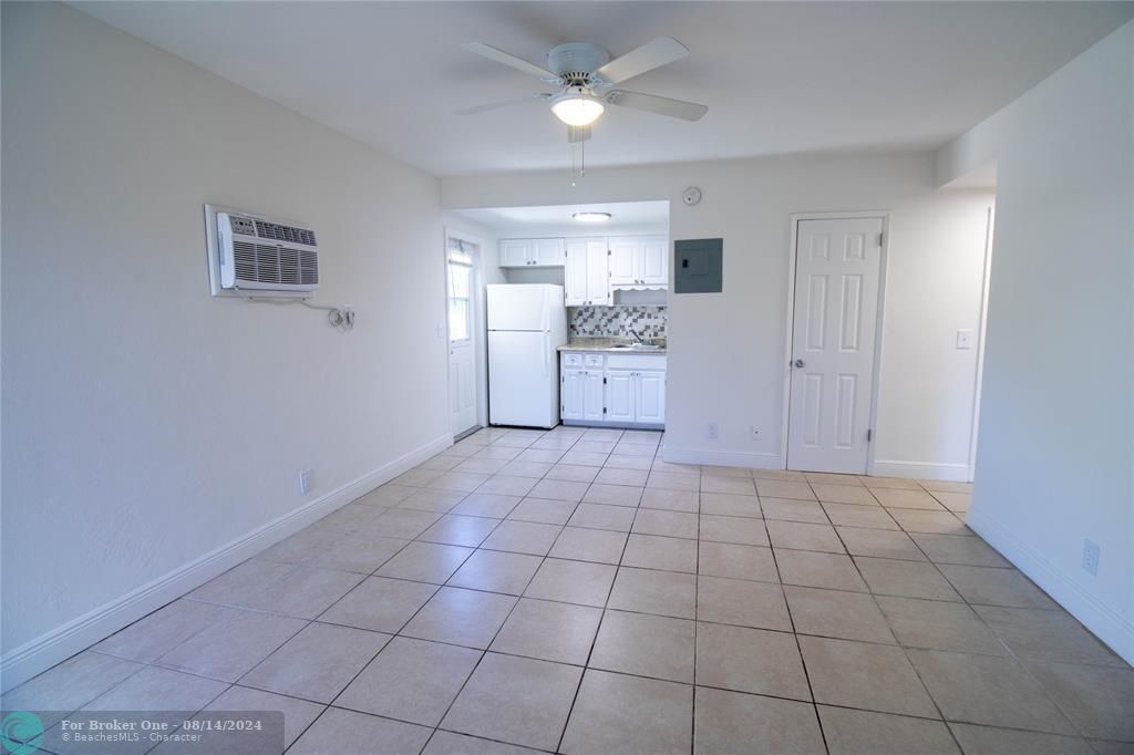 For Rent: $1,650 (1 beds, 1 baths, 0 Square Feet)