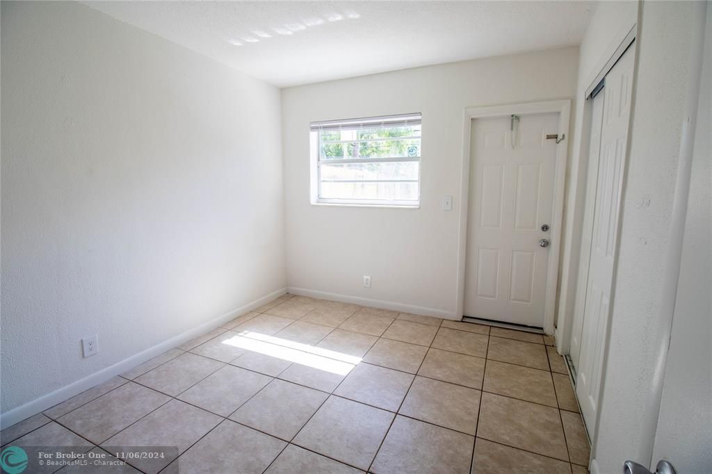 Recently Rented: $2,200 (2 beds, 1 baths, 0 Square Feet)